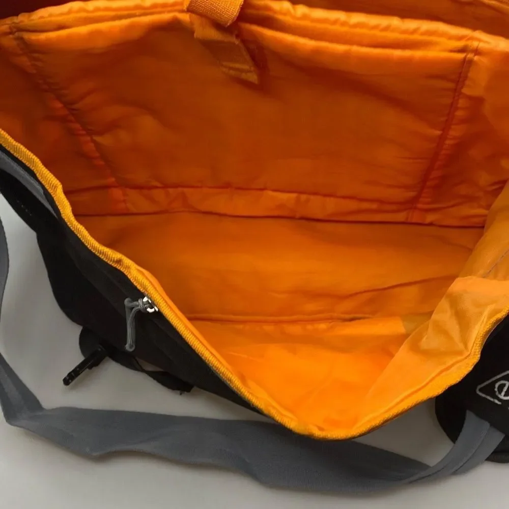 Embark Messenger Laptop 15.6